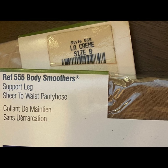 VINTAGE Givenchy Hoisery - Picture 5 of 5